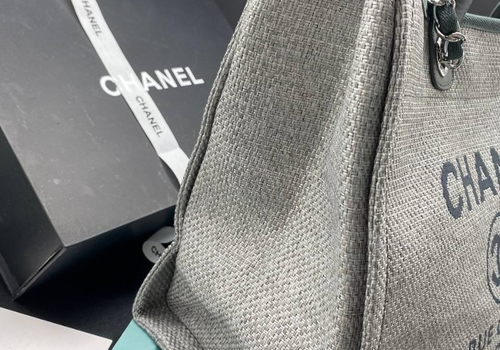 Женская серая сумка-тоут Chanel Deauville Medium