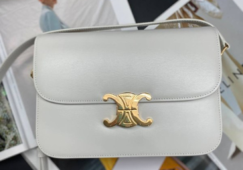 Женская кожаная сумка Celine Triomphe Classique белая