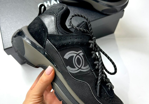 Женские замшевые черные кроссовки Chanel