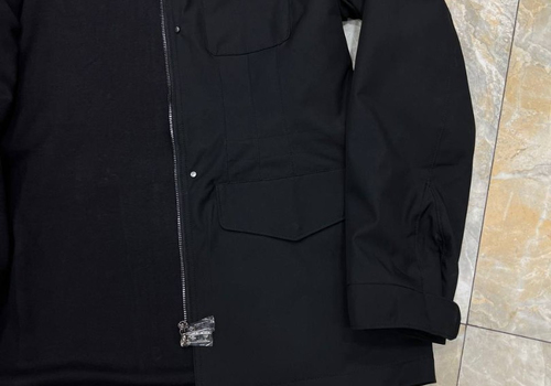 Женская черная куртка Loro Piana