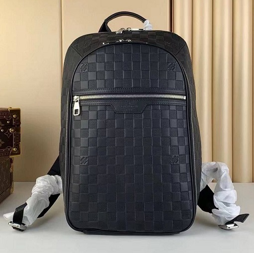 Мужской кожаный черный рюкзак Louis Vuitton Michael NV2