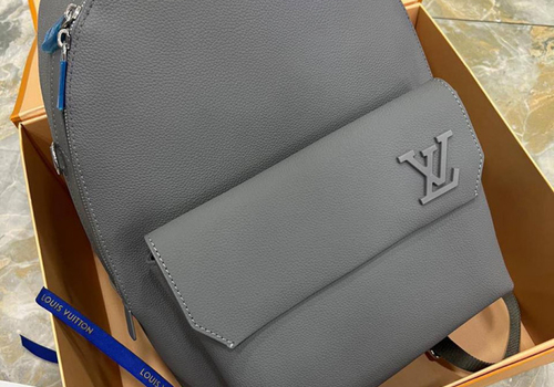 Мужской кожаный серый рюкзак Louis Vuitton Takeoff
