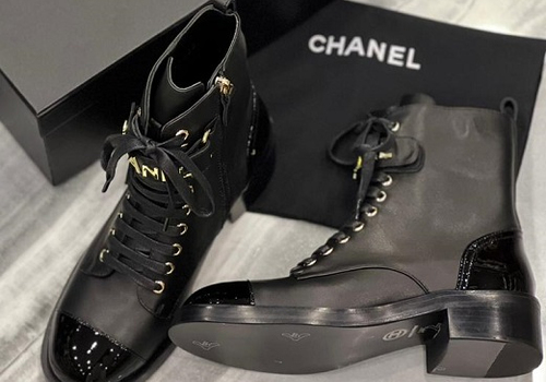 Женские черные кожаные высокие ботинки Chanel