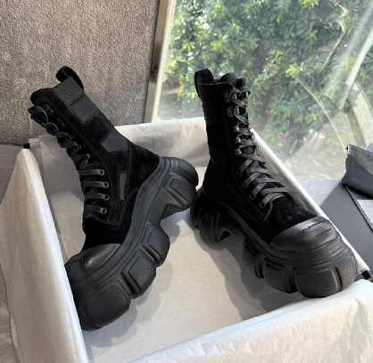 Женские замшевые черные ботинки Alexander Wang