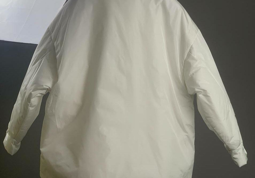 Женское белое пуховое пальто Prada