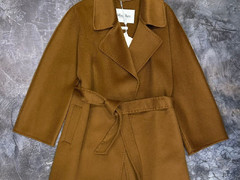 Женское коричневое короткое пальто Max Mara