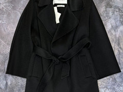 Женское черное короткое пальто Max Mara