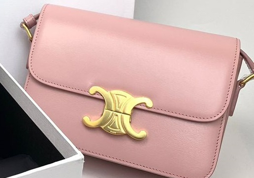 Женская кожаная сумка Celine Triomphe Teen розовая