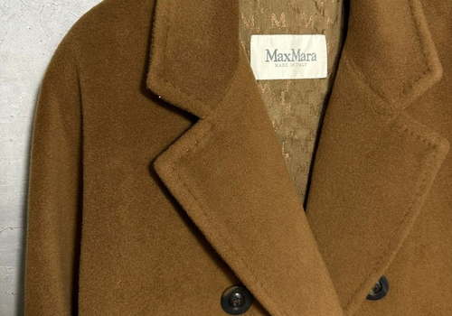 Женское коричневое пальто с поясом Max Mara