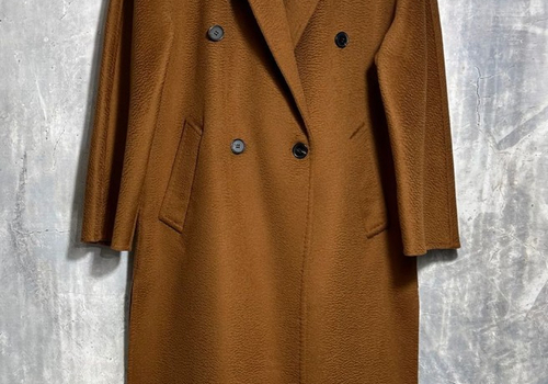 Коричневое женское пальто с поясом Max Mara