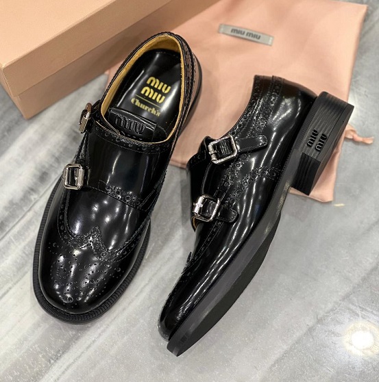 Женские черные кожаные ботинки Miu Miu