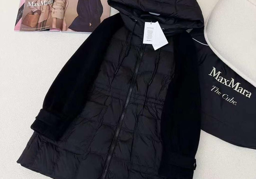 Женская черная куртка Max Mara