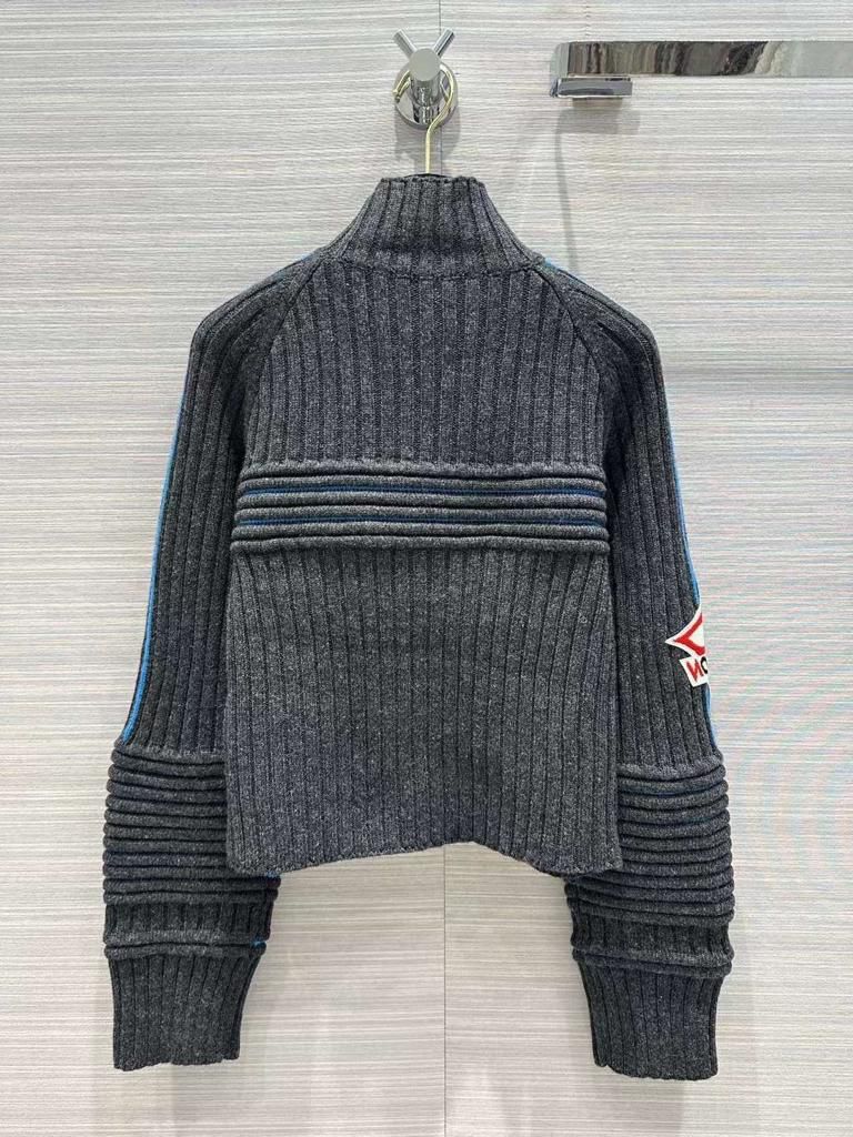 Женский темно-серый свитер Gucci
