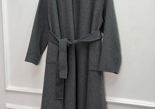 Женское серое пальто Max Mara