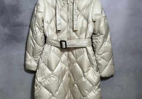 Женское белое пуховое пальто Max Mara