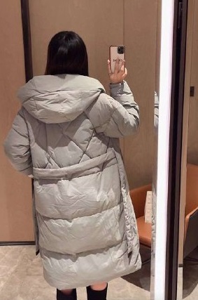 Женское серое пуховое пальто Max Mara