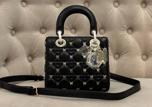 Женская черная сумка Christian Dior Lady 24 см