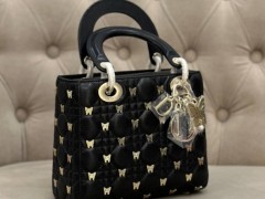 Женская черная сумка Christian Dior Lady 24 см