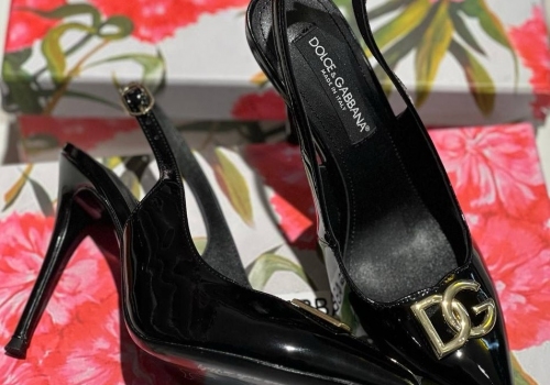 Женские лаковые черные босоножки Dolce Gabbana