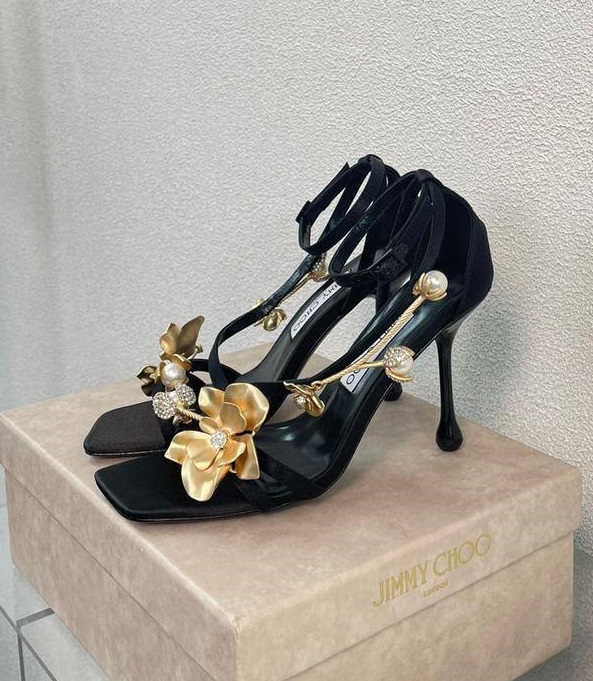 Черные босоножки Jimmy Choo на высоком каблуке