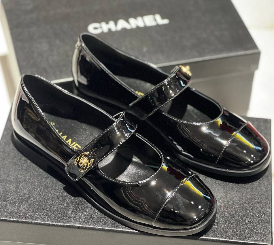 Черные кожаные балетки Chanel