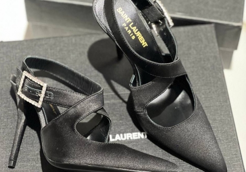 Черные босоножки Saint Laurent на высоком каблуке