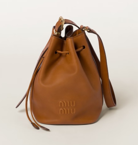 Женская кожаная сумка Miu Miu Bucket Mini коричневая