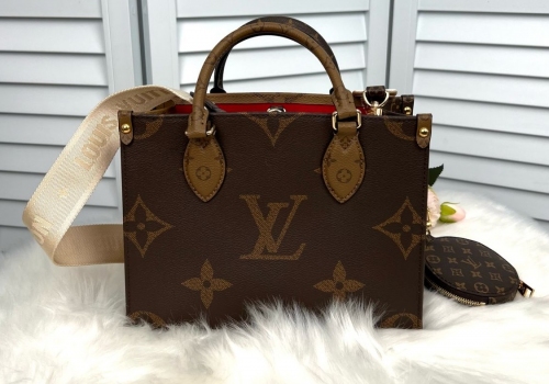 Женская сумка Louis Vuitton Onthego BB