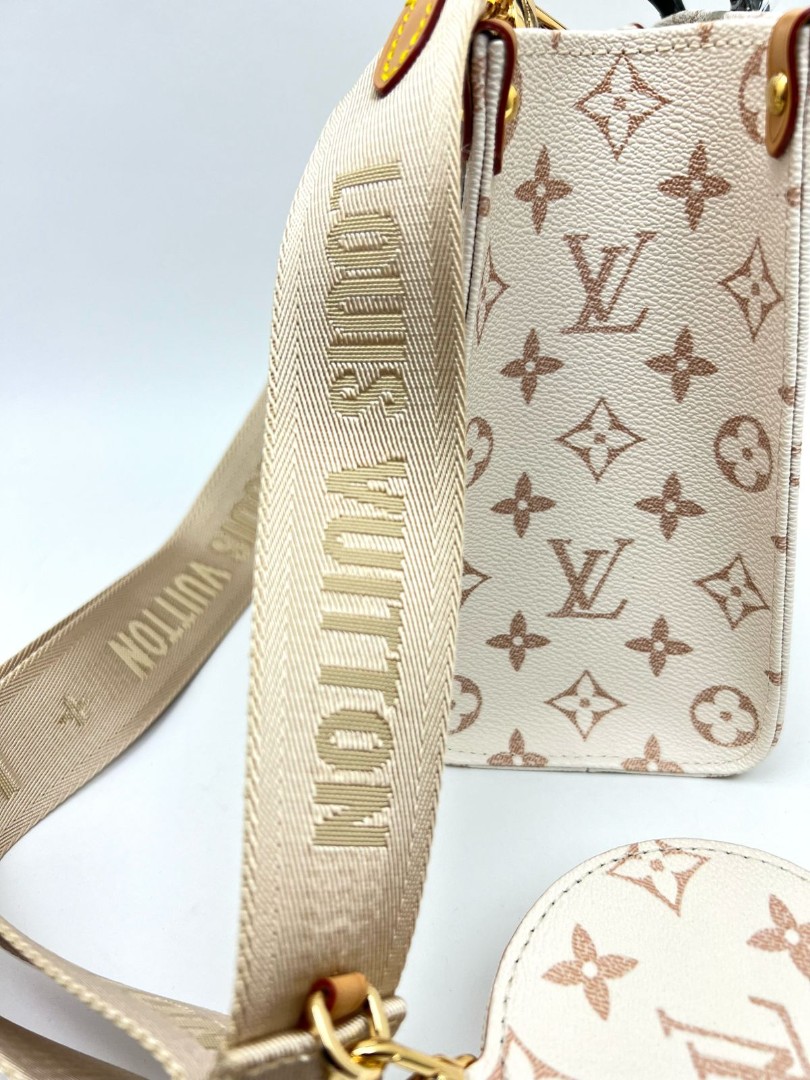 Женская сумка Louis Vuitton Onthego BB белая