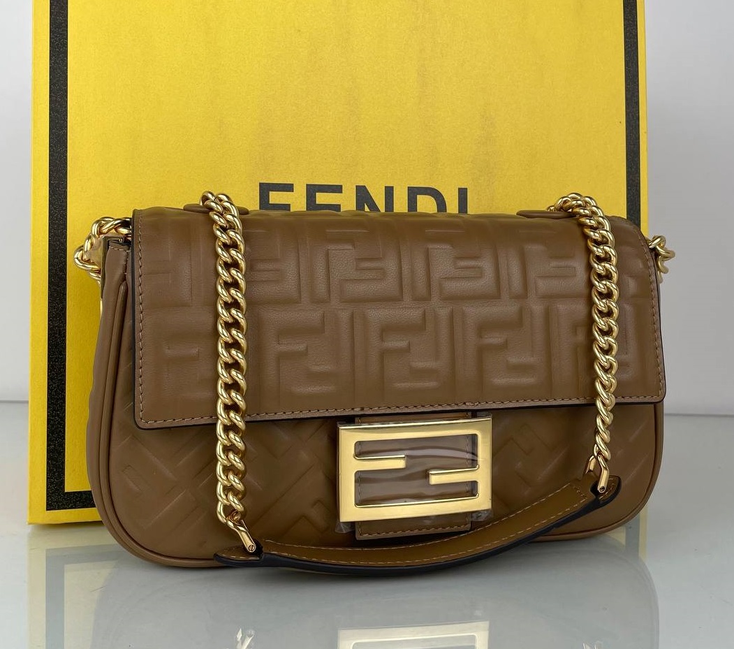 Женская сумка Fendi Baguette Small коричневая