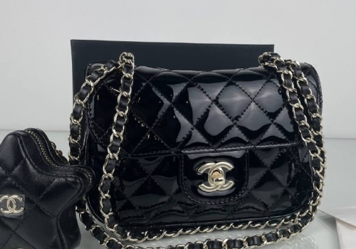 Кожаная черная сумочка Chanel Star Coin Purse Mini