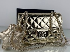 Кожаная золотая сумочка Chanel Star Coin Purse Mini