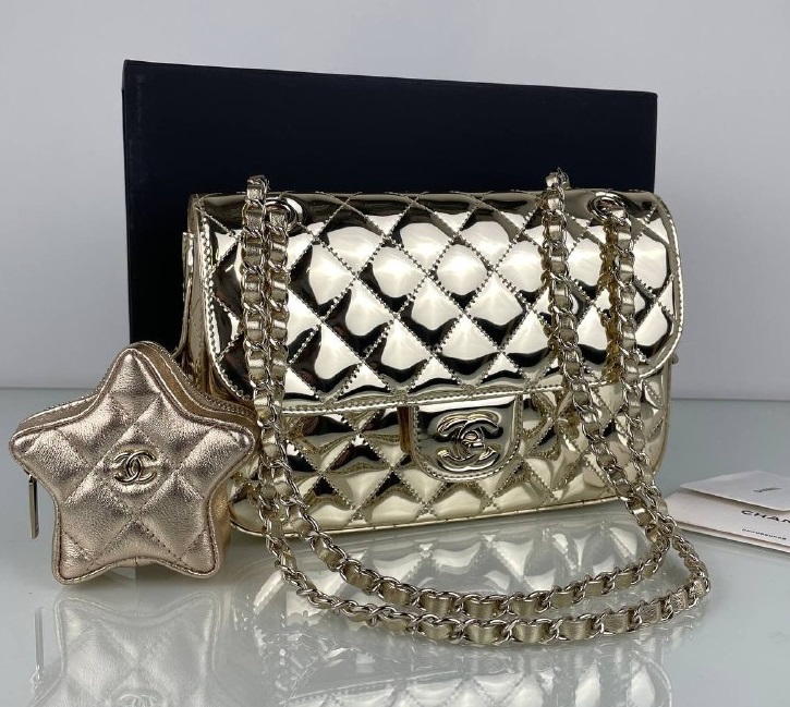 Кожаная золотая сумочка Chanel Star Coin Purse 24 см