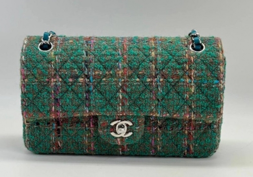 Твидовая зеленая сумка Chanel 2.55 Classic