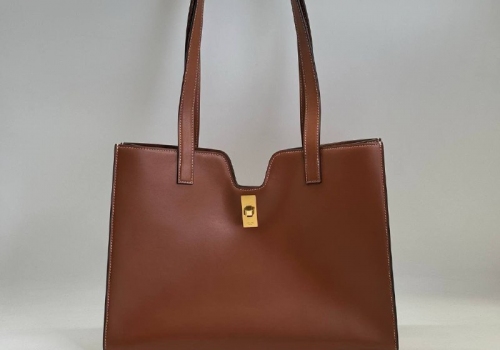 Женская сумка из кожи Celine Cabas 16 Bag коричневая