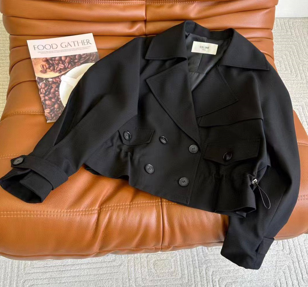 Женская короткая куртка Celine черная