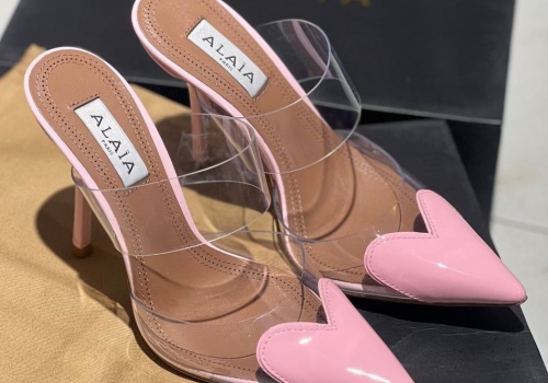 Розовые кожаные с силиконом босоножки Alaia на высоком каблуке