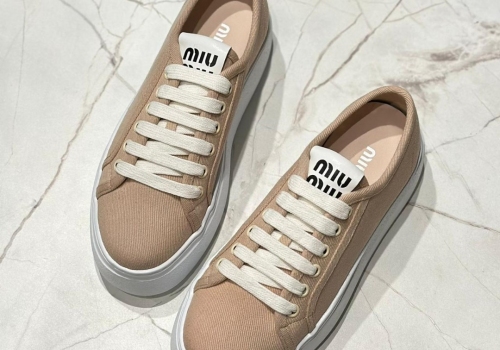 Женские бежевые кеды из текстиля Miu Miu