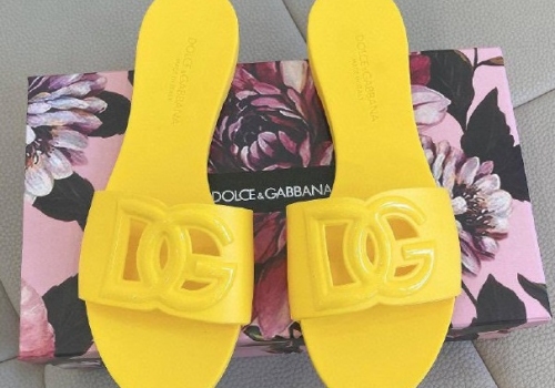 Женские резиновые шлепки Dolce & Gabbana желтые