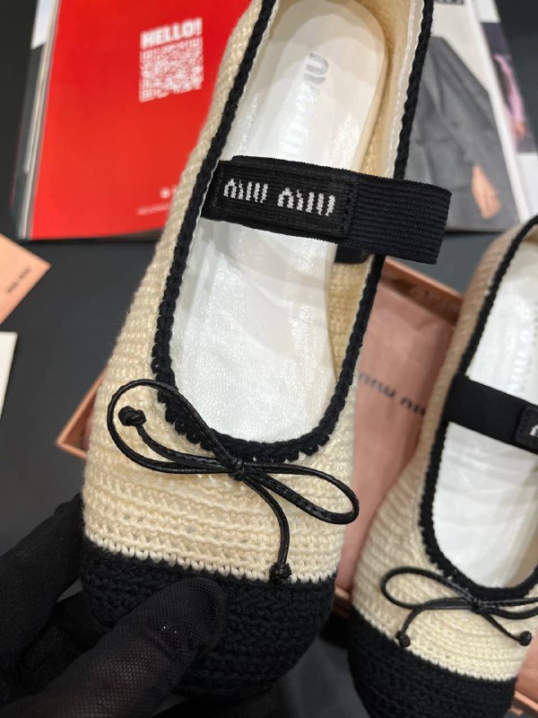 Вязаные белые балетки Miu Miu