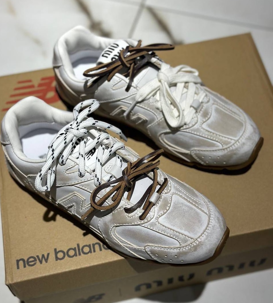 Женские кожаные белые кроссовки New Balance Miu Miu