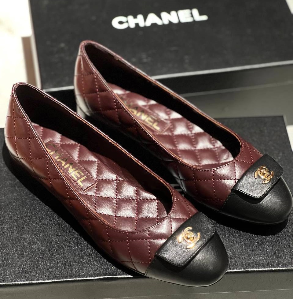 Бордовые кожаные балетки Chanel