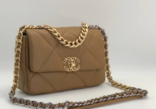 Кожаная сумка Chanel 19 светло-коричневая 26 cm