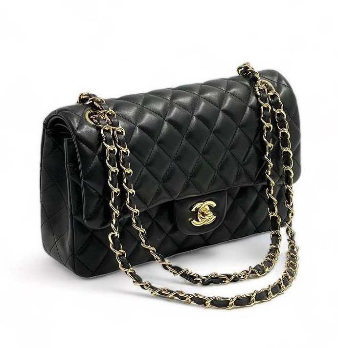 Кожаная сумка Chanel 11.12 Medium Classic Flap Bag черная