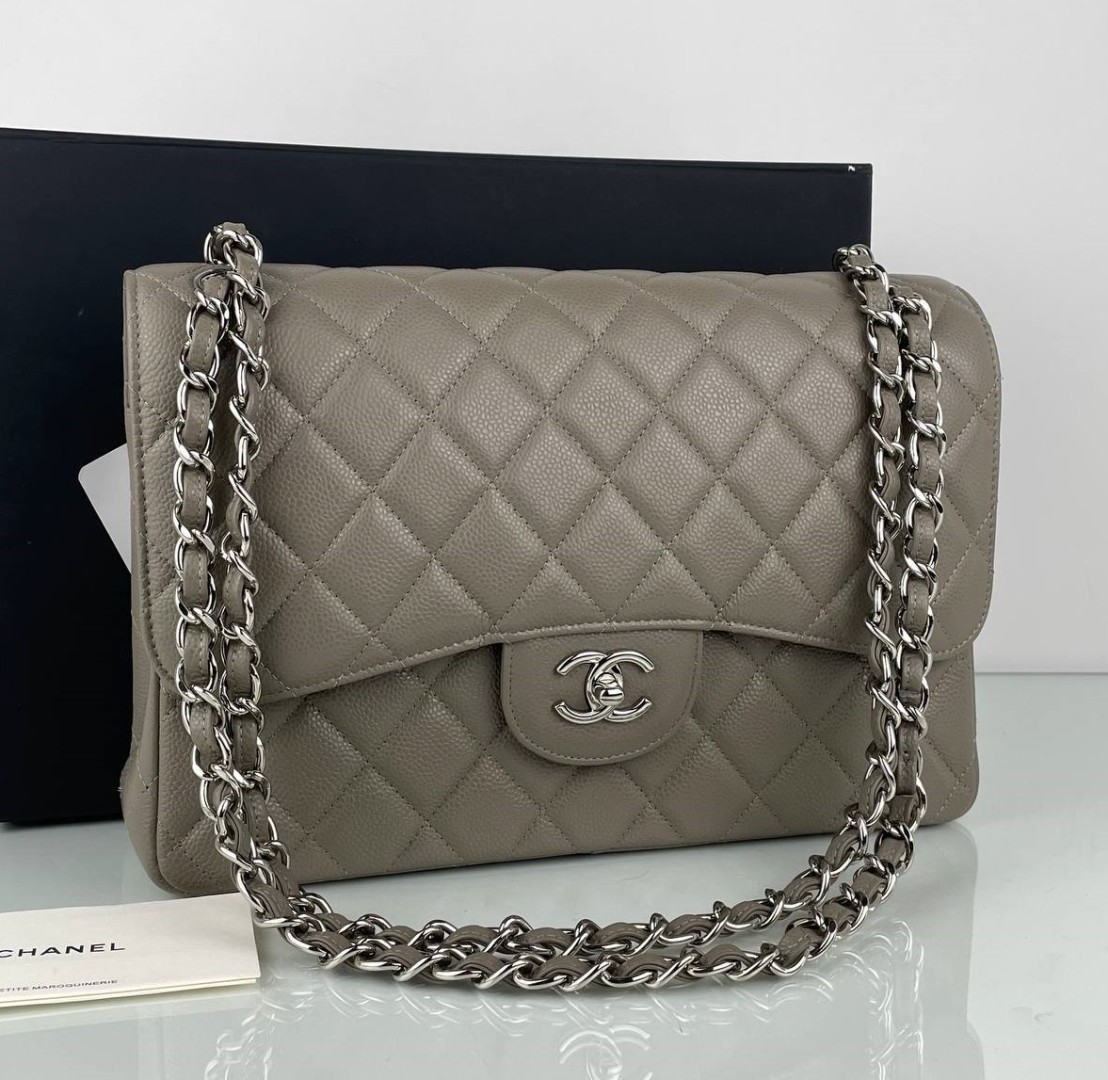 Женская кожаная сумка Chanel 11.12 Jumbo Classic Flap Bag