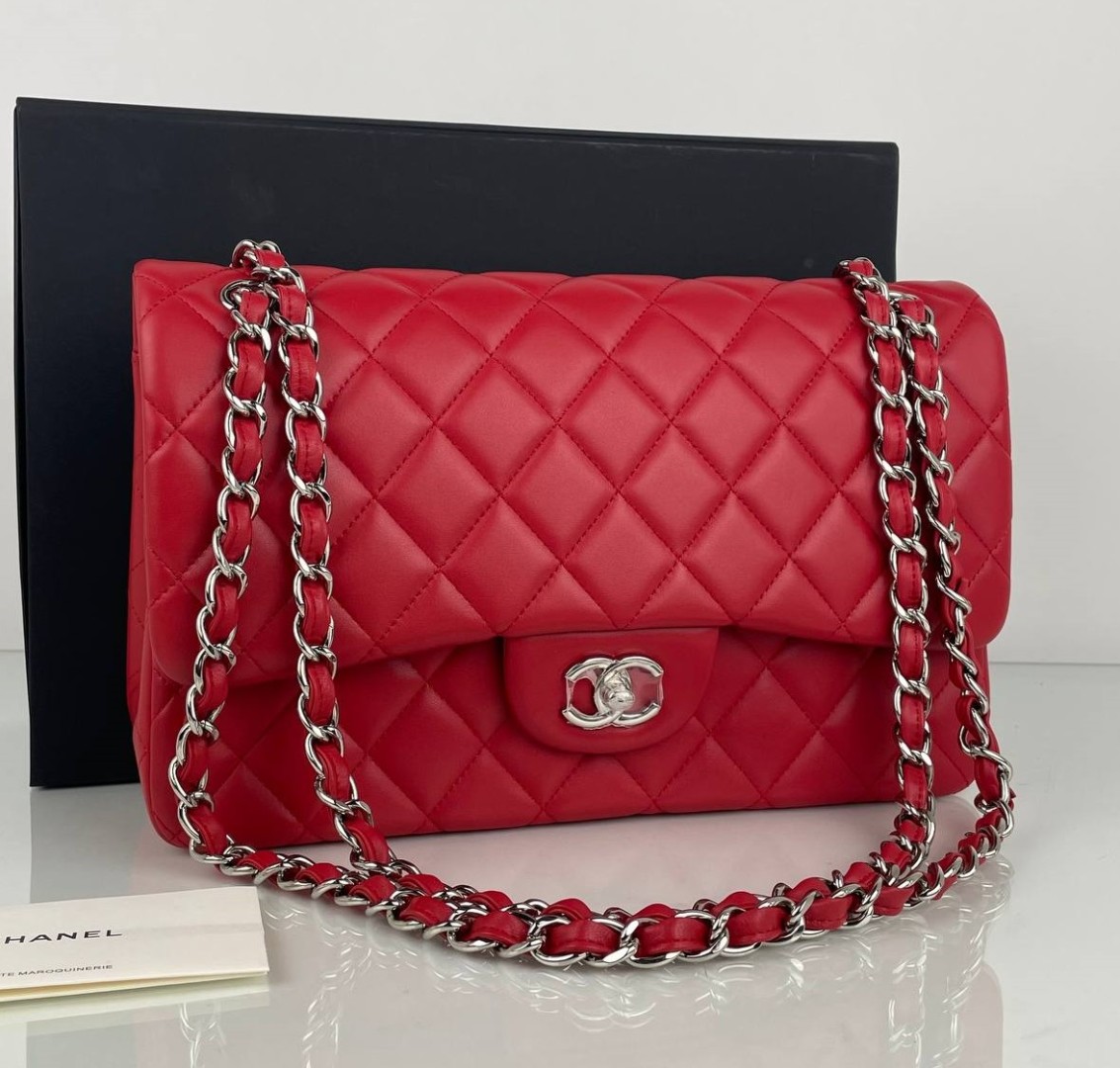 Женская красная кожаная сумка Chanel 11.12 Jumbo Classic Flap Bag