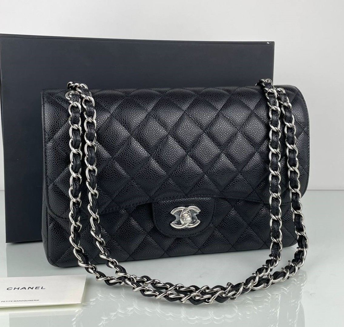 Женская кожаная сумка Chanel 11.12 Jumbo Classic Flap Bag