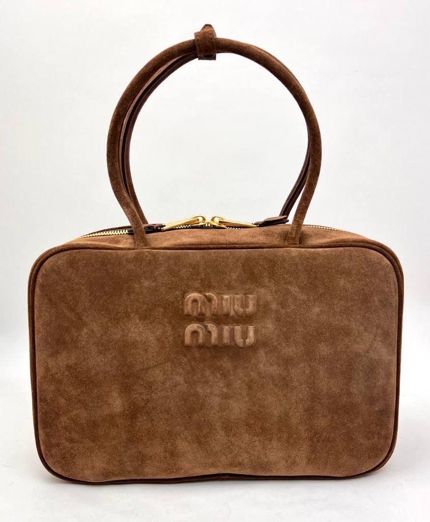 Женская Top-handle сумка из замши Miu Miu Beau коричневая