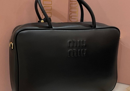 Женская Top-handle сумка из кожи Miu Miu Beau черная