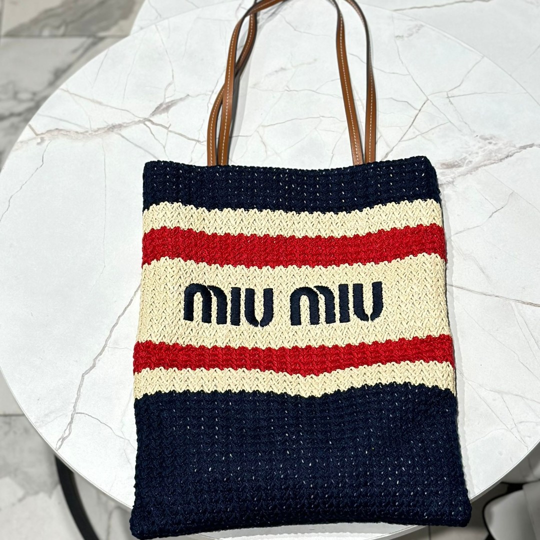 Женская сумка из текстиля Miu Miu